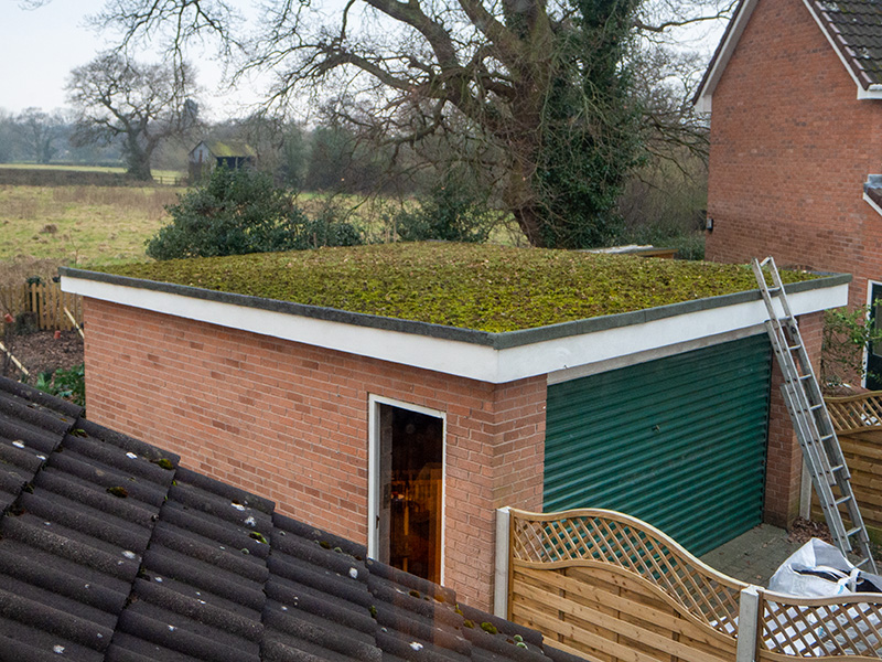 Replacing a garage roof with Rubber EPDM