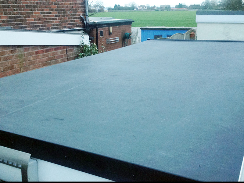 Flat roof in ribber EPDM